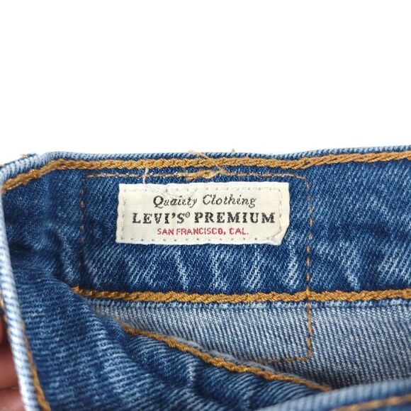 LEVIS Premium Wedgie Straight High Rise Ankle Crop Jeans Western Denim 24 x 28 - Picture 8 of 9